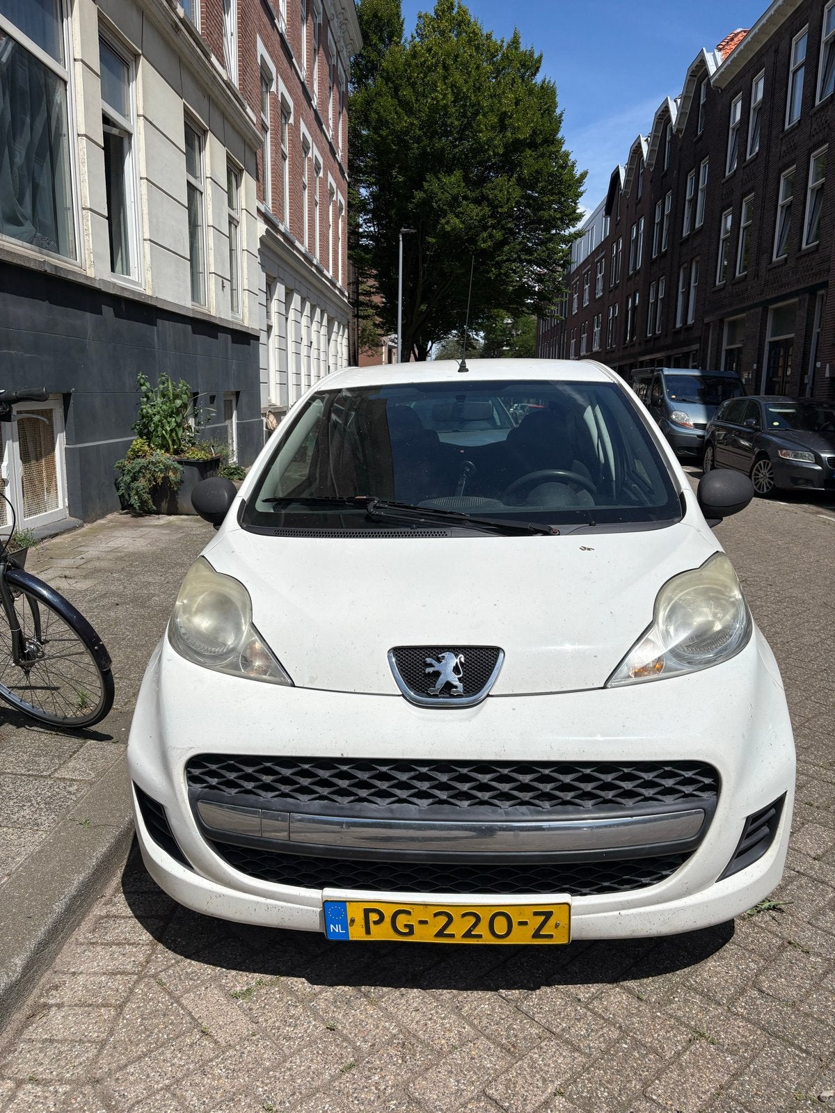 Peugeot 107 1.0 12V E-vti 68PK 3DR 2011 Wit, Voorwielaandrijving, 4 stoelen, Handgeschakeld, Particulier