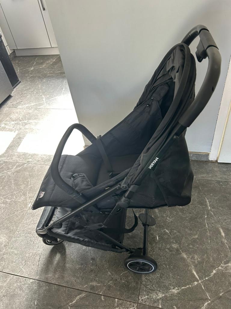 Deryan buggy, Ophalen of Verzenden, Zo goed als nieuw