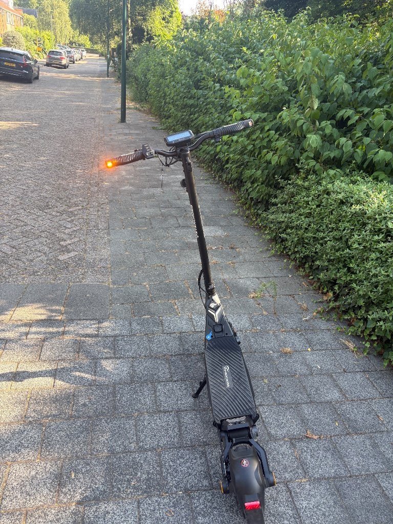Elektrische step, Fietsen en Brommers, Steps, Nieuw, Elektrische step (E-scooter), Ophalen