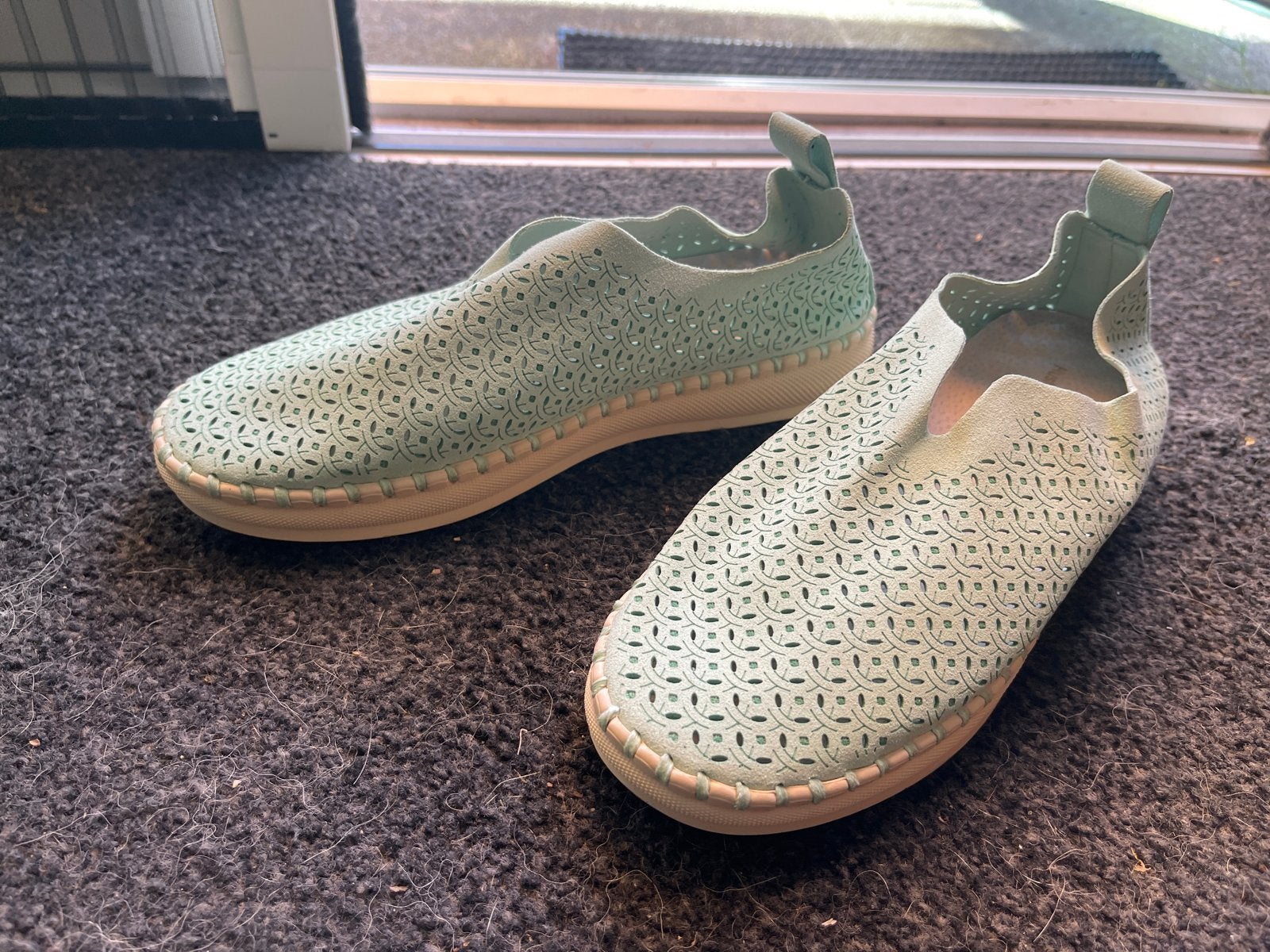 Hush Puppies instappers maat 39 - Lichtgroen, Ophalen of Verzenden, Groen, Instappers