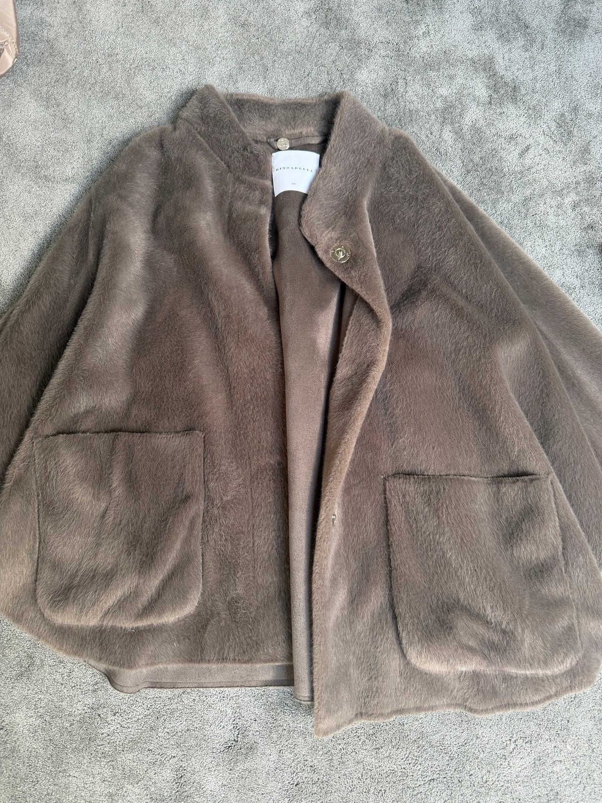 Rino & Pelle faux fur cape/poncho - Maat 36 (S), Verzenden, Zo goed als nieuw, Maat 36 (S), Bruin