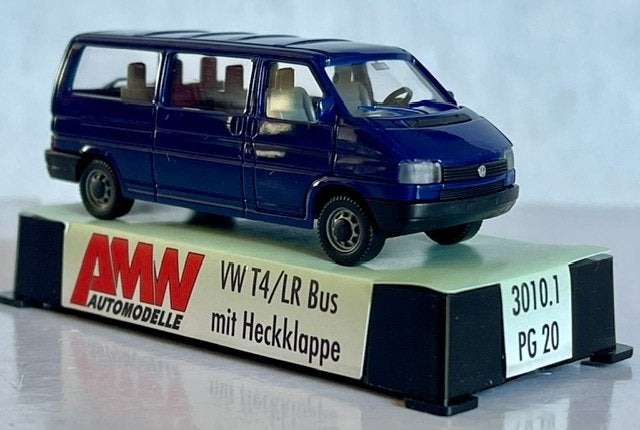 AMW 3010.1: VW Bus T4, Ophalen of Verzenden, Zo goed als nieuw, Bus of Vrachtwagen, Herpa