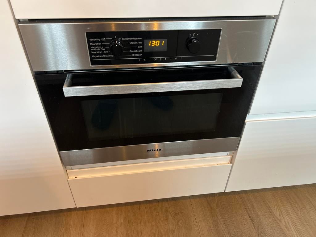 Miele combi oven 45cm, Gebruikt, Hete lucht, Ophalen of Verzenden, Oven met grill