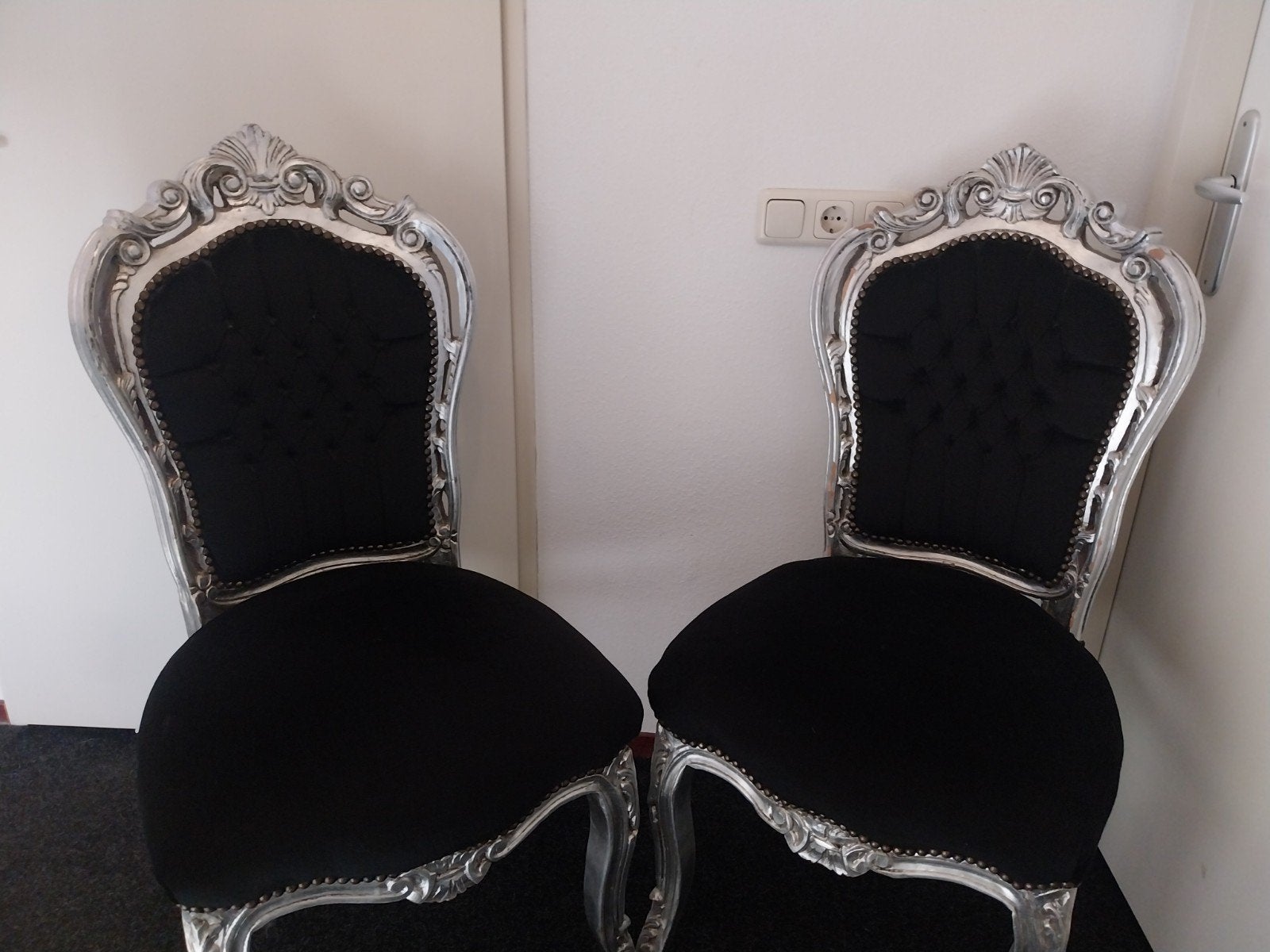 2  barok stoelen, Ophalen