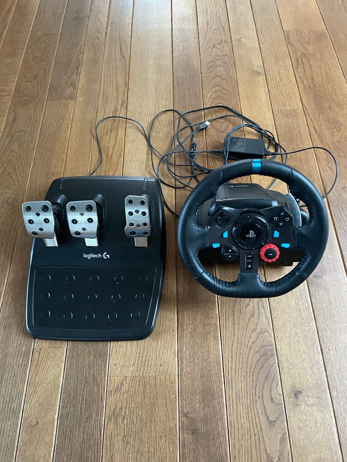 Logitech G29 Driving Force racestuur en pedalen, Ophalen, Racestuur, Force feedback, Zo goed als nieuw