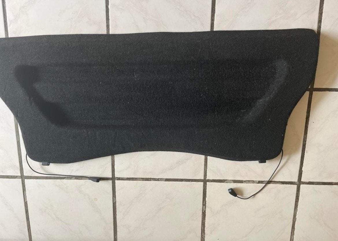Renault clio hoedeplank nieuwstaat, Auto-onderdelen, Interieur en Bekleding, Ophalen of Verzenden, Renault