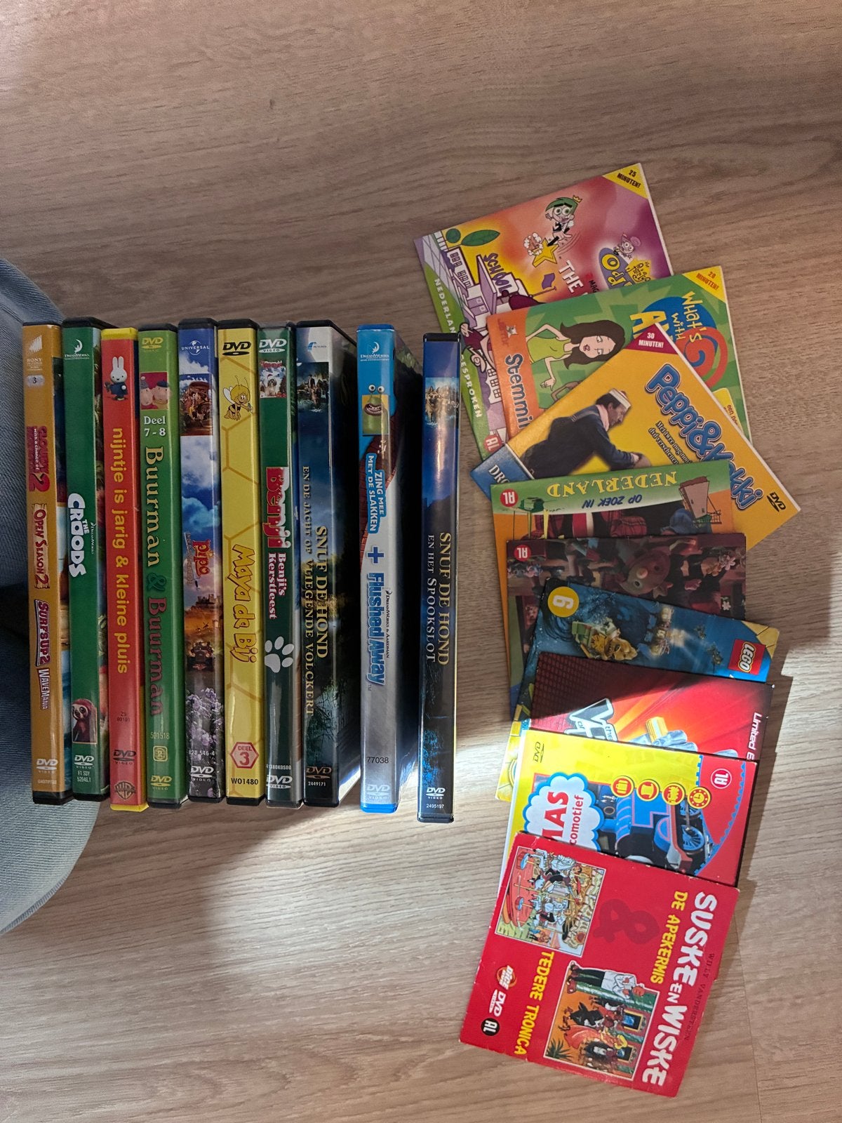 Grote collectie kinder-dvd's: animatie, avontuur en meer, Gebruikt, Animatie, Alle leeftijden, Box/collectie
