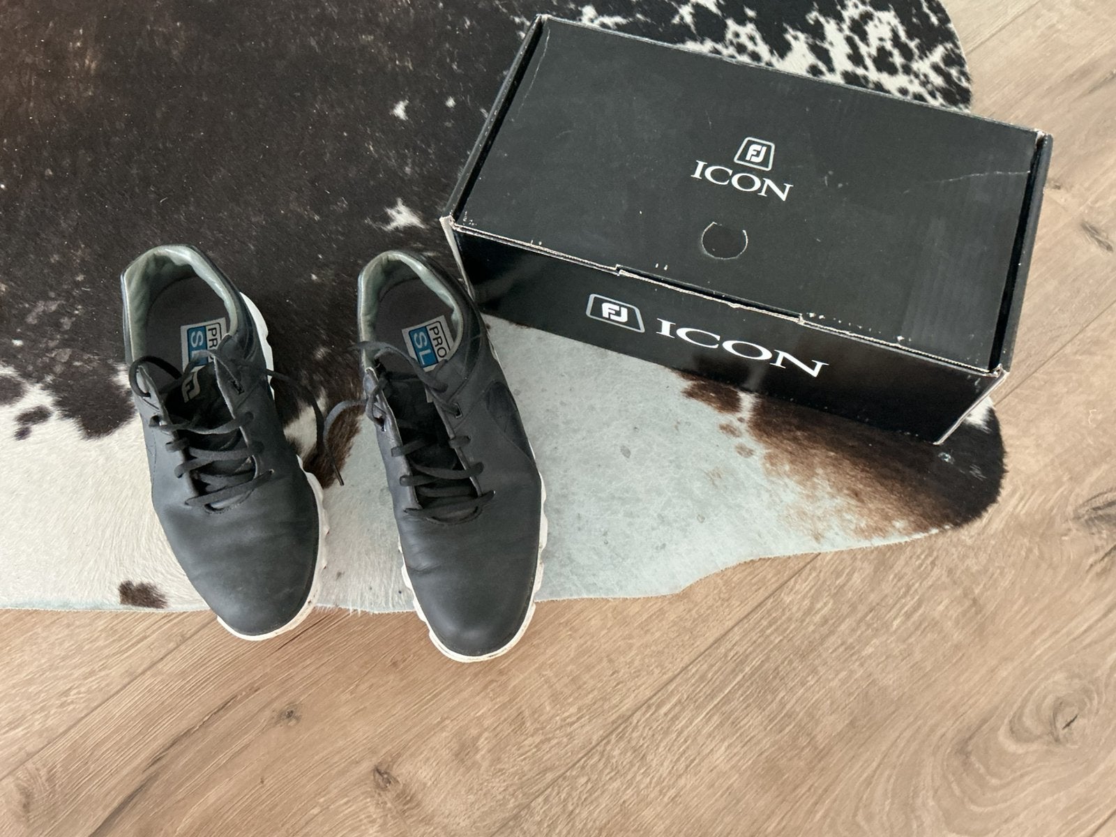 Zwarte FootJoy Icon Golfschoenen Maat 43, Ophalen of Verzenden, Gebruikt, Schoenen, Overige merken