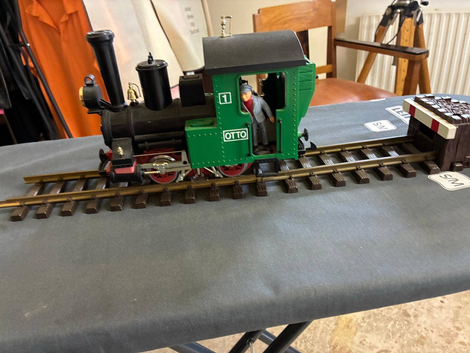 LGB Locomotief "OTTO" met machinist en wagon, Gebruikt, Verzenden, LGB, Gelijkstroom