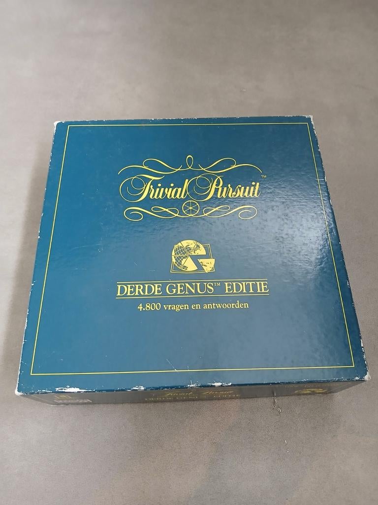 Trivial Pursuit 3de Genus editie, Vijf spelers of meer, Ophalen, Zo goed als nieuw, Parker.