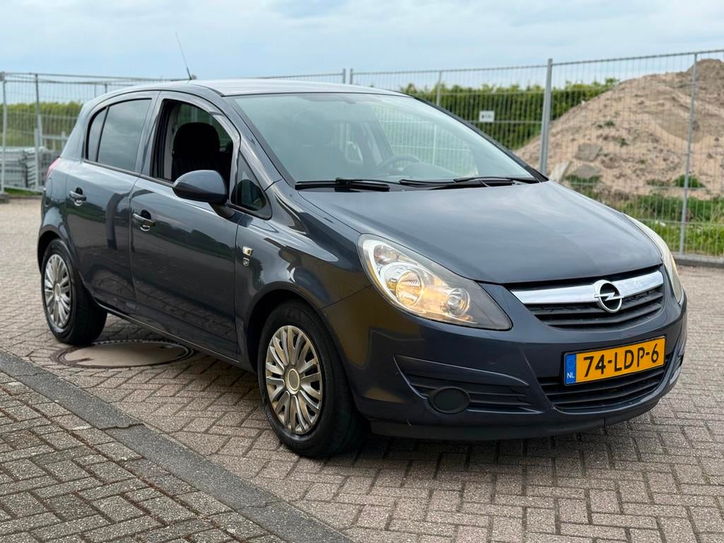 Opel Corsa 1.2 16v 111 Edition Cosmo Bj 2010 AIRCO 5-Deurs N, Voorwielaandrijving, Euro 5, Lichtsensor, 4 cilinders