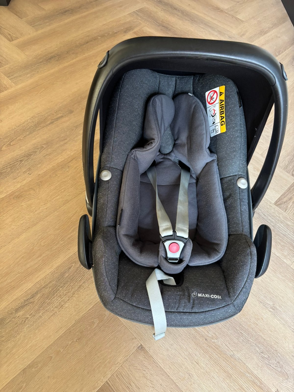 Maxi-Cosi Pebble Plus, Kinderen en Baby's, Autostoeltjes, Ophalen, Zo goed als nieuw, Isofix, 0 t/m 13 kg