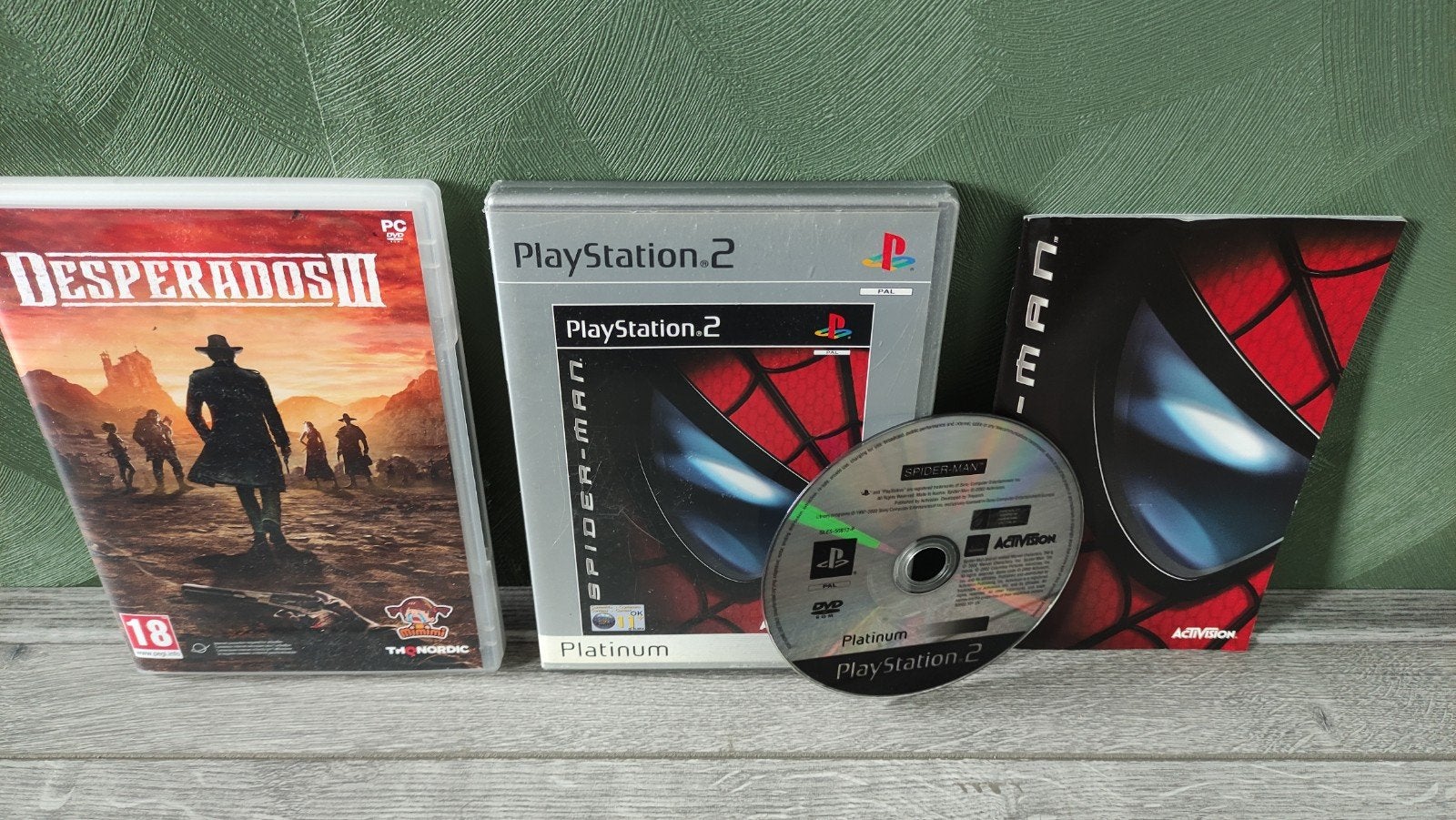 Spiderman Playstation 2 en gratis desperados 3 pc game, Spelcomputers en Games, Ophalen of Verzenden, Zo goed als nieuw