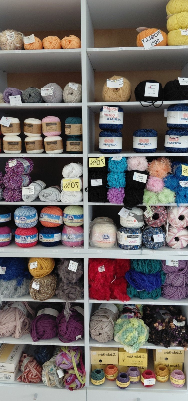 Brei- en Haakgaren div. kleuren en diktes 1 bol voor 1 euro, Ophalen of Verzenden, Nieuw, Breien of Haken, Wol of Garen