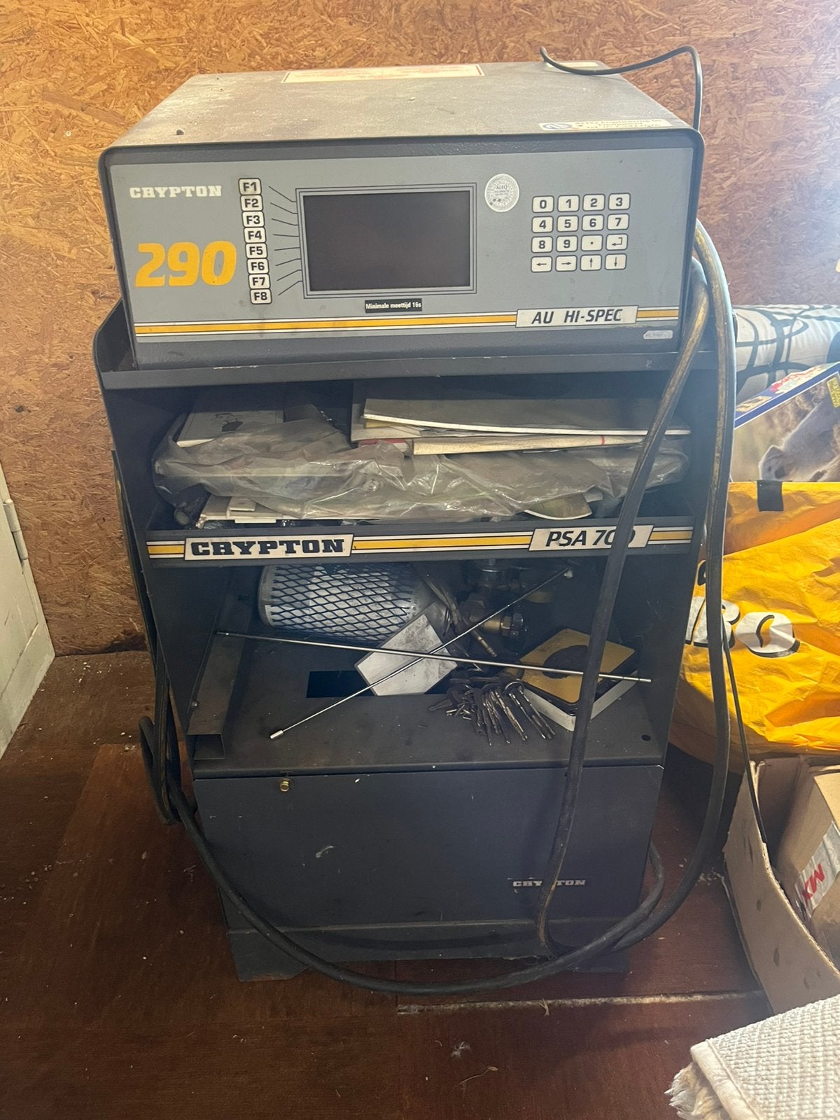 Crypton 290 AU HI-SPEC garage tester, Ophalen