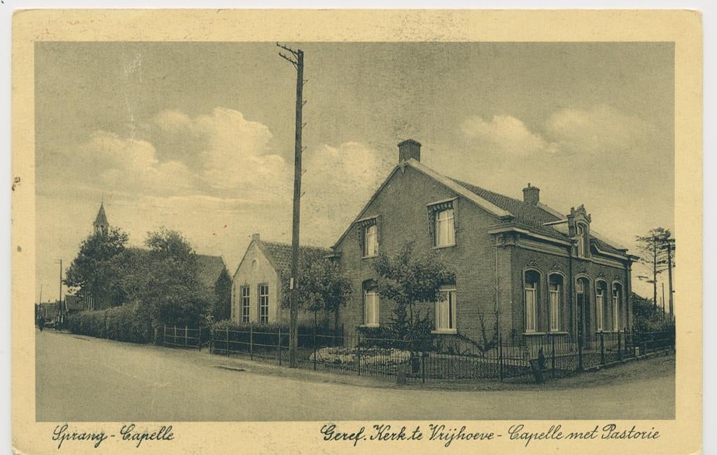 Vrijhoeve Sprang Capelle kerk met pastorie, Verzenden, 1920 tot 1940, Gelopen, Noord-Brabant