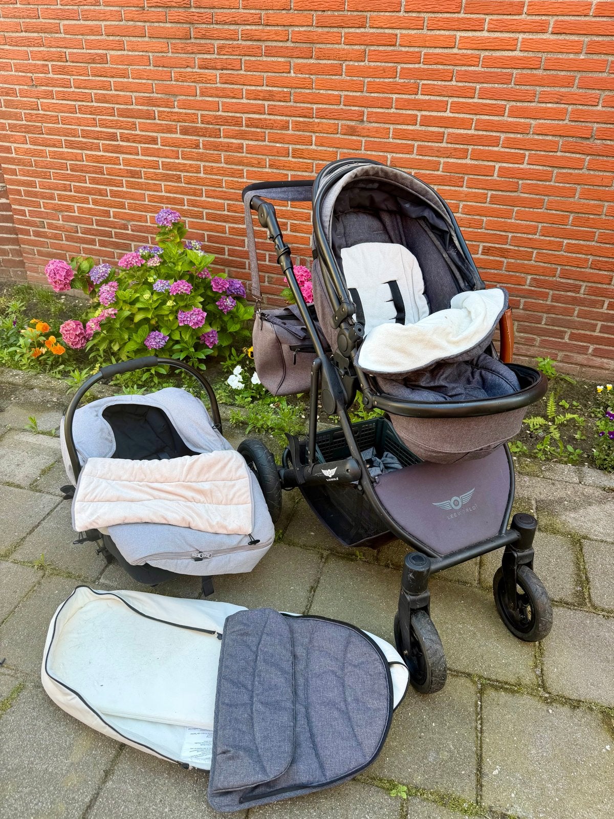 Wandelwagen 2-in-1 met Maxi-Cosi, tas en lakens, Kinderen en Baby's, Kinderwagens en Combinaties, Gebruikt, Ophalen of Verzenden