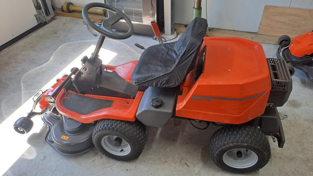 Husqvarna Rider 16 Hydrostaat Nieuw 94 cm combi maaidek, Ophalen of Verzenden, Gebruikt