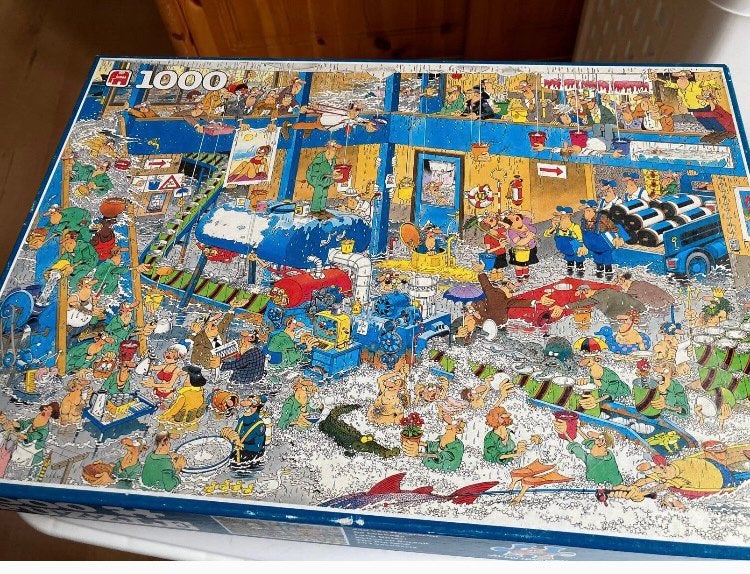 Jan van Haasteren 1000 stukjes  De Lekkage, Hobby en Vrije tijd, Ophalen, 500 t/m 1500 stukjes, Gebruikt