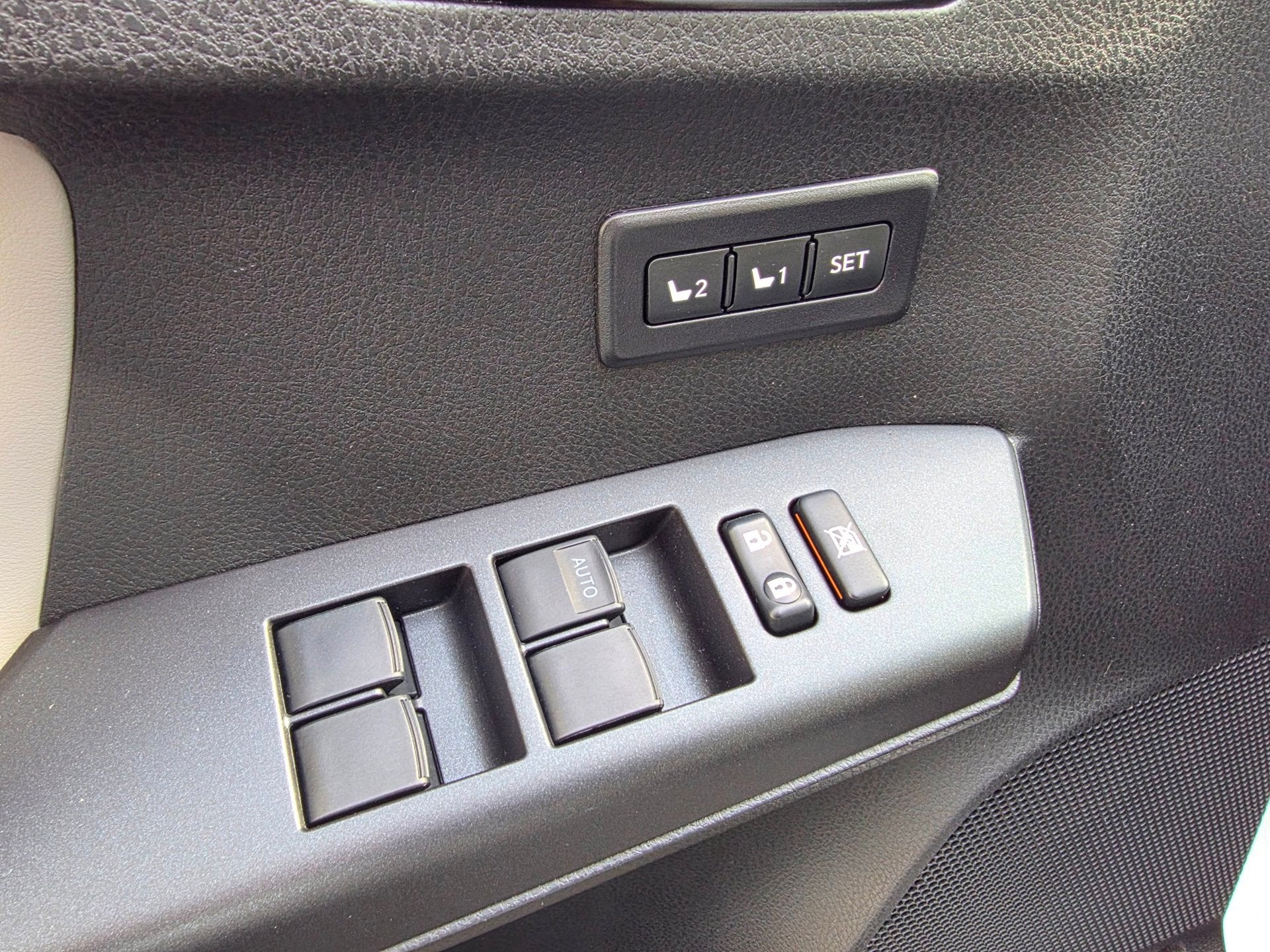 Toyota RAV4 2.5 Hybrid Executive | Leder| Stoelgeheugen | Sc, Automaat, Dealer onderhouden, Gebruikt, Zwart