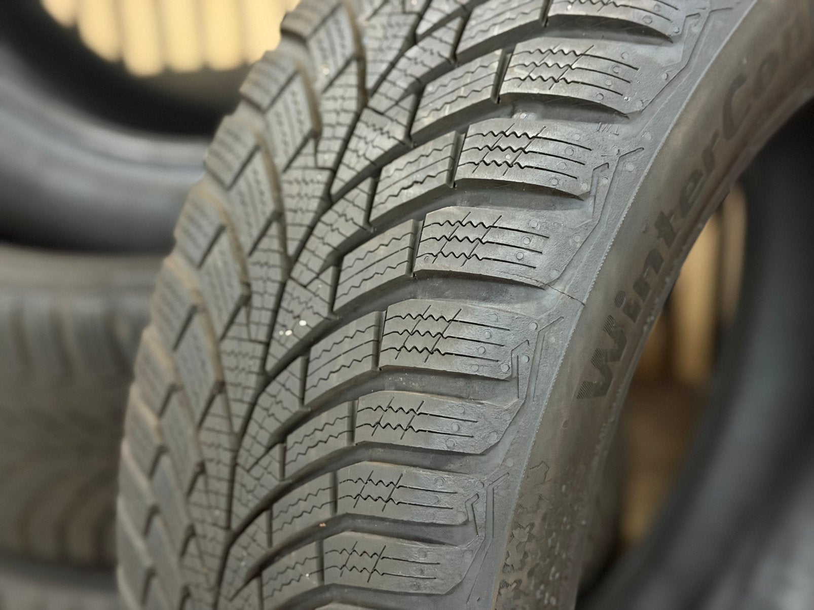 4x 205/55R16 Continental Winterbanden DEMO DOT25 €300 all in, Ophalen