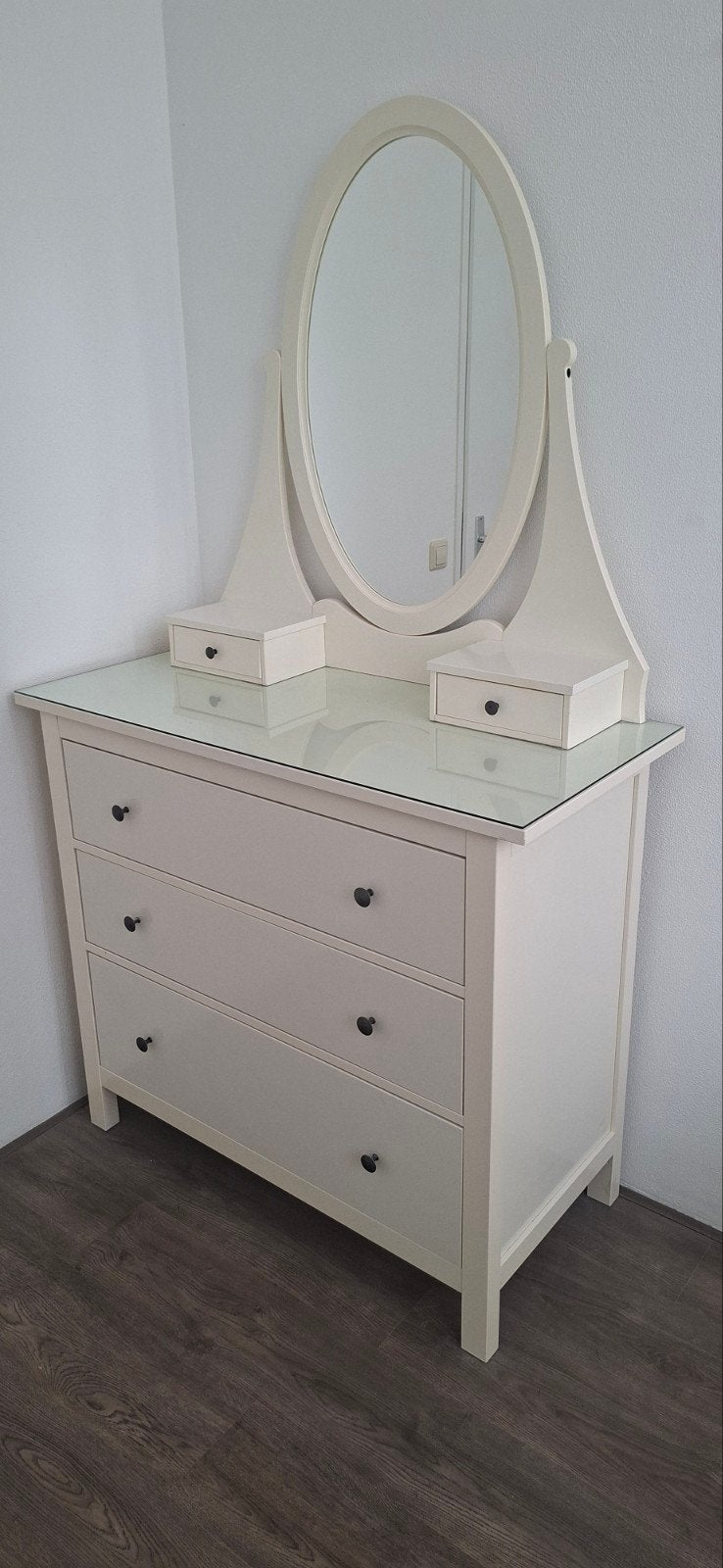 IKEA HEMNES ladekast met spiegel en glazen blad, Ophalen, Gebruikt, 100 tot 150 cm, Minder dan 100 cm