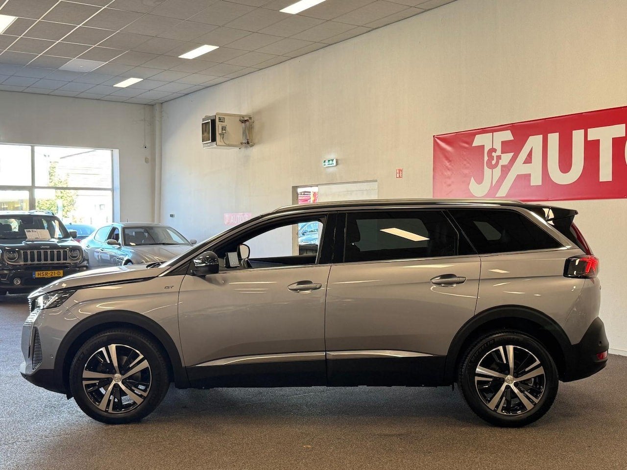 Peugeot 5008 1.2 GT-LINE 7PRS, NAVIGATIE, CAMERA, CRUISE,, 15 km/l, Gebruikt, 1199 cc, 7 stoelen