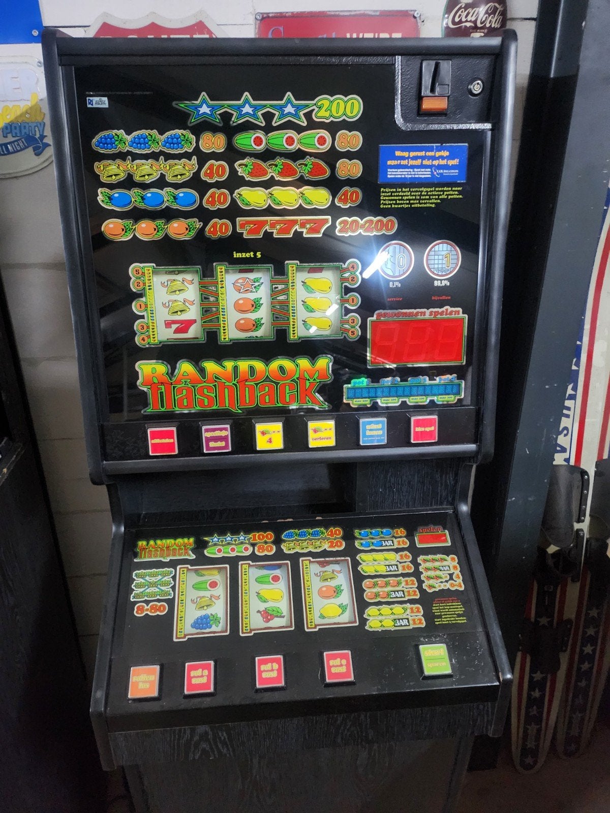 Gokkast Random Flashback Op euros, Verzamelen, Automaten | Gokkasten en Fruitautomaten, Ophalen, Gebruikt