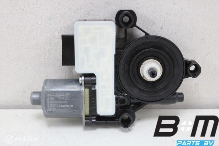 Ruitenwissermotor LA VW Golf 7 5G0959811, Gebruikt