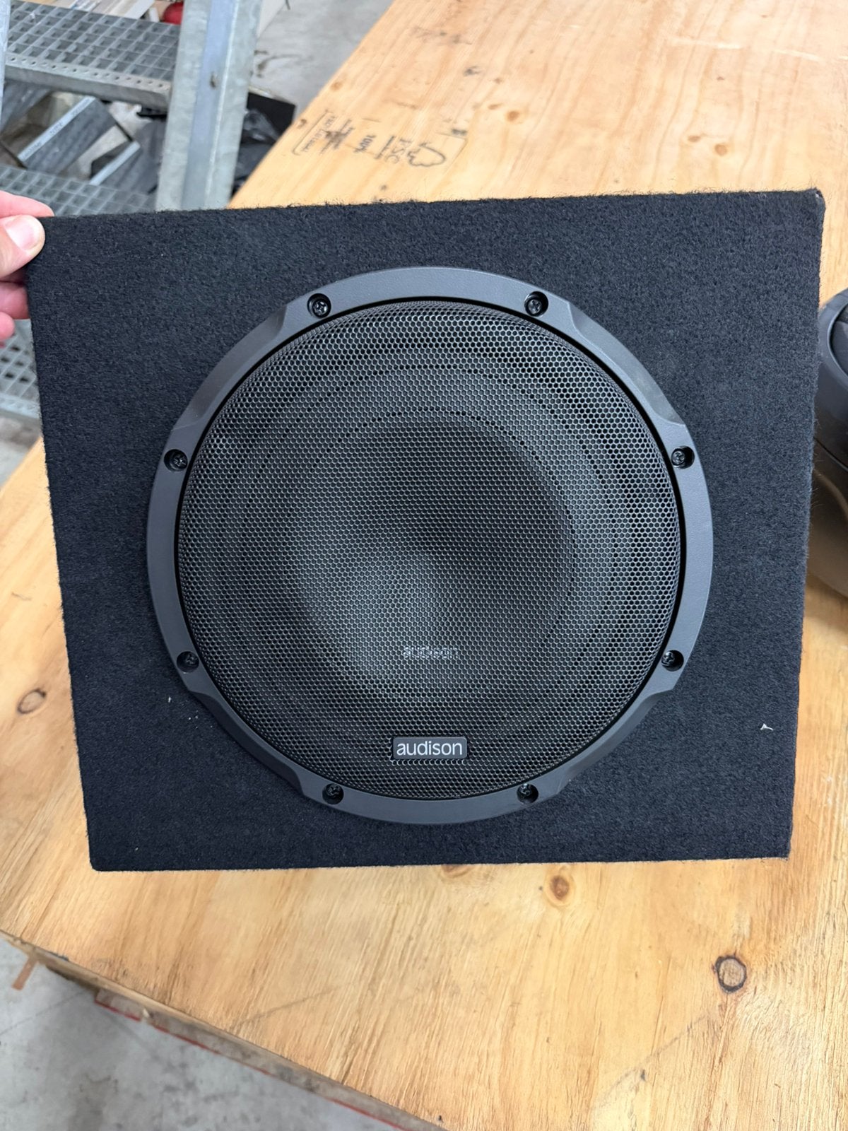 Audison subwoofer, Auto diversen, Autospeakers, Ophalen of Verzenden, Zo goed als nieuw