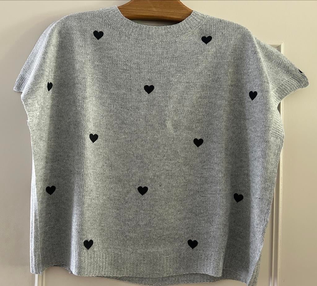 Grijze spencer met zwarte hartjes, Kleding | Dames, Ophalen of Verzenden, Gedragen, Maat 38/40 (M), Grijs