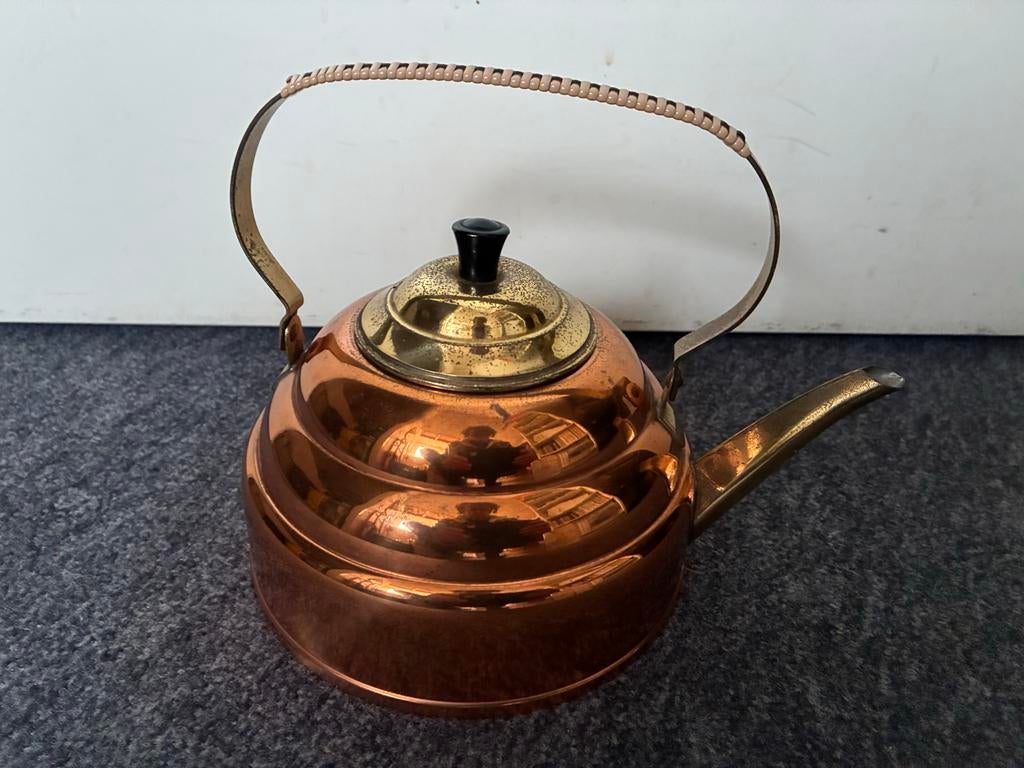 Koperkleurig keteltje, Ophalen of Verzenden, Brons