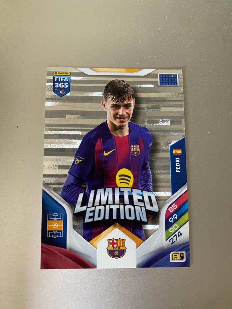 Pedri Limited Edition FIFA 365 Spelerskaart FC Barcelona, Ophalen of Verzenden, Zo goed als nieuw, Buitenlandse clubs, Spelerskaart