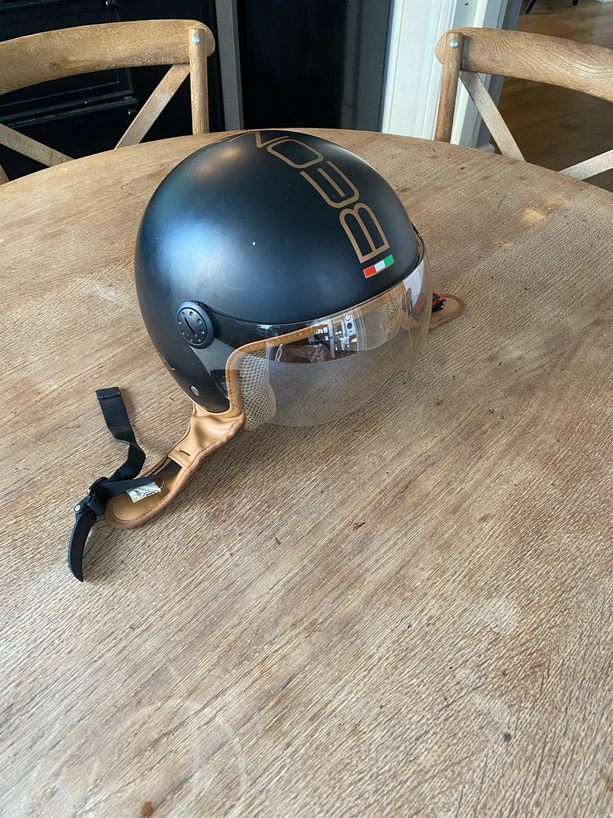Mooie Beon Jethelm!!, Motoren, Overige merken, Dames, Jethelm, Ophalen of Verzenden