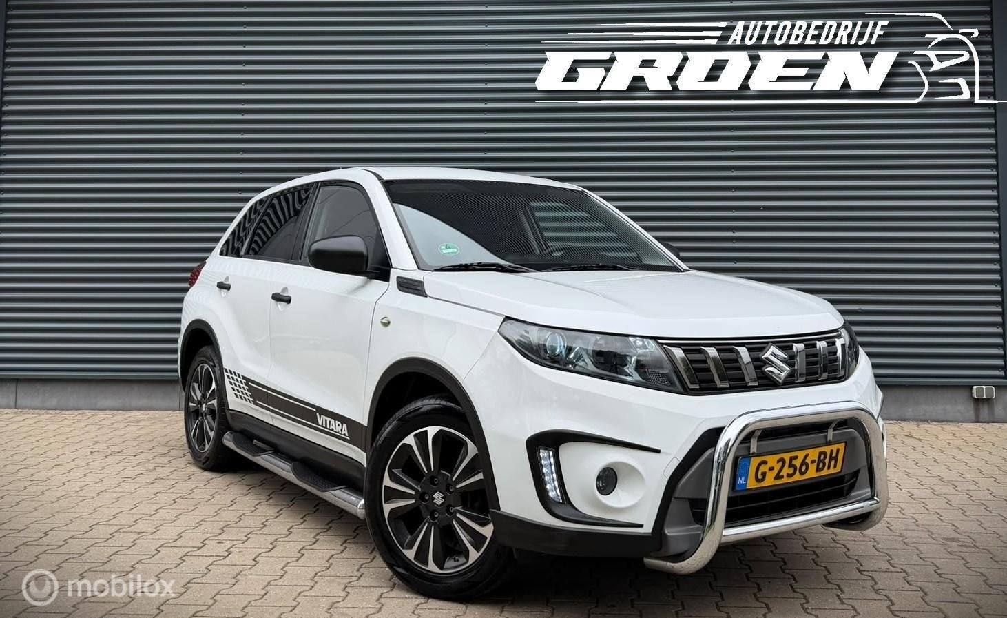 Suzuki Vitara 1.6 Comfort CARPLAY|TREKHAAK|LED|XENON|CRUISE, Auto's, Euro 6, 4 cilinders, 400 kg, Wit