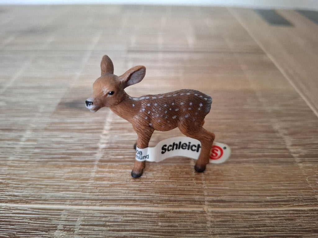 Schleich 14381 hert veulen met label, Ophalen of Verzenden, Zo goed als nieuw