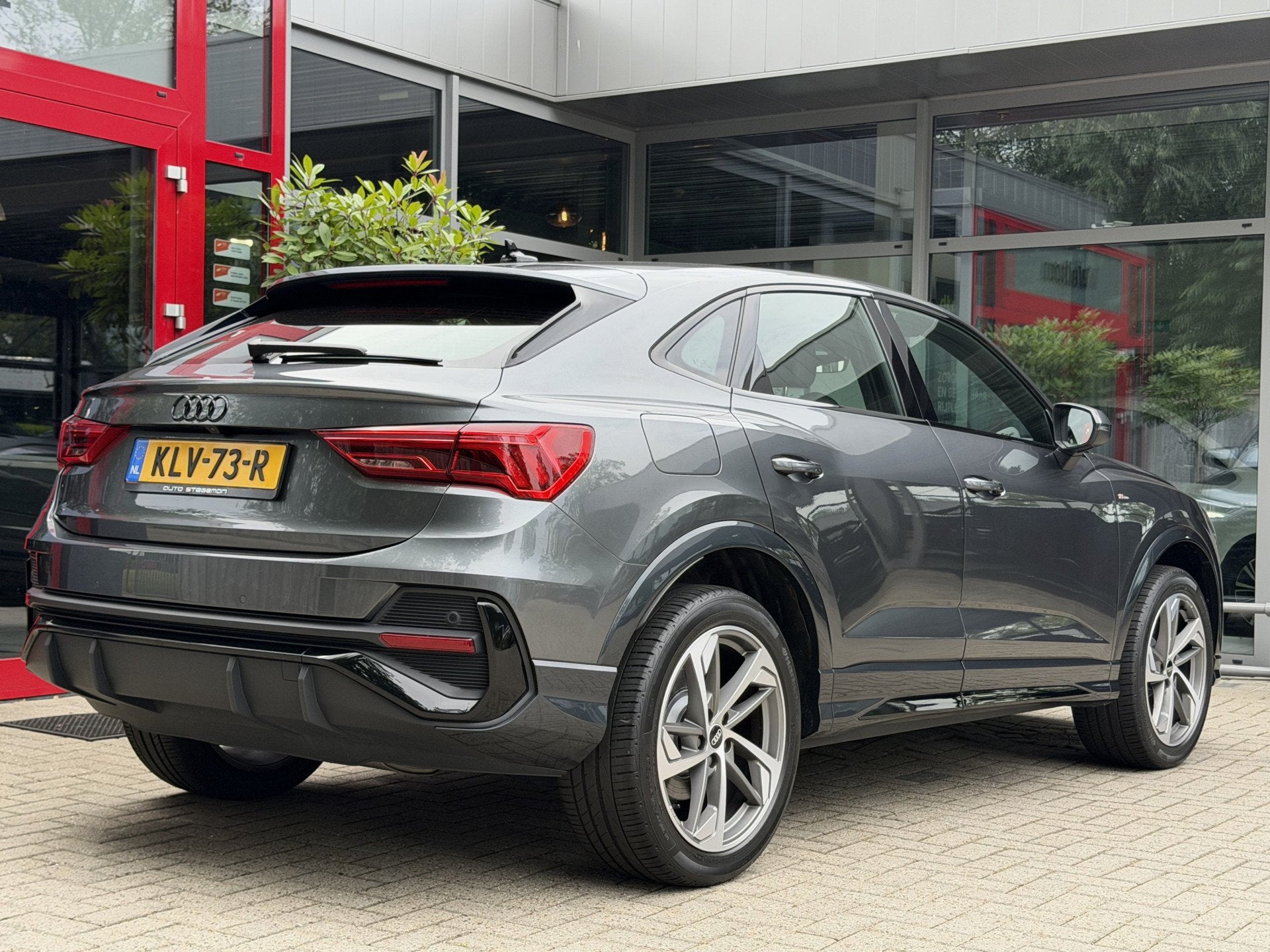 Audi Q3 Sportback 45 TFSI-e AUT. *!* 2x S-LINE *!* CARPLAY/, Gebruikt, Euro 6, Hybride Elektrisch/Benzine, SUV of Terreinwagen