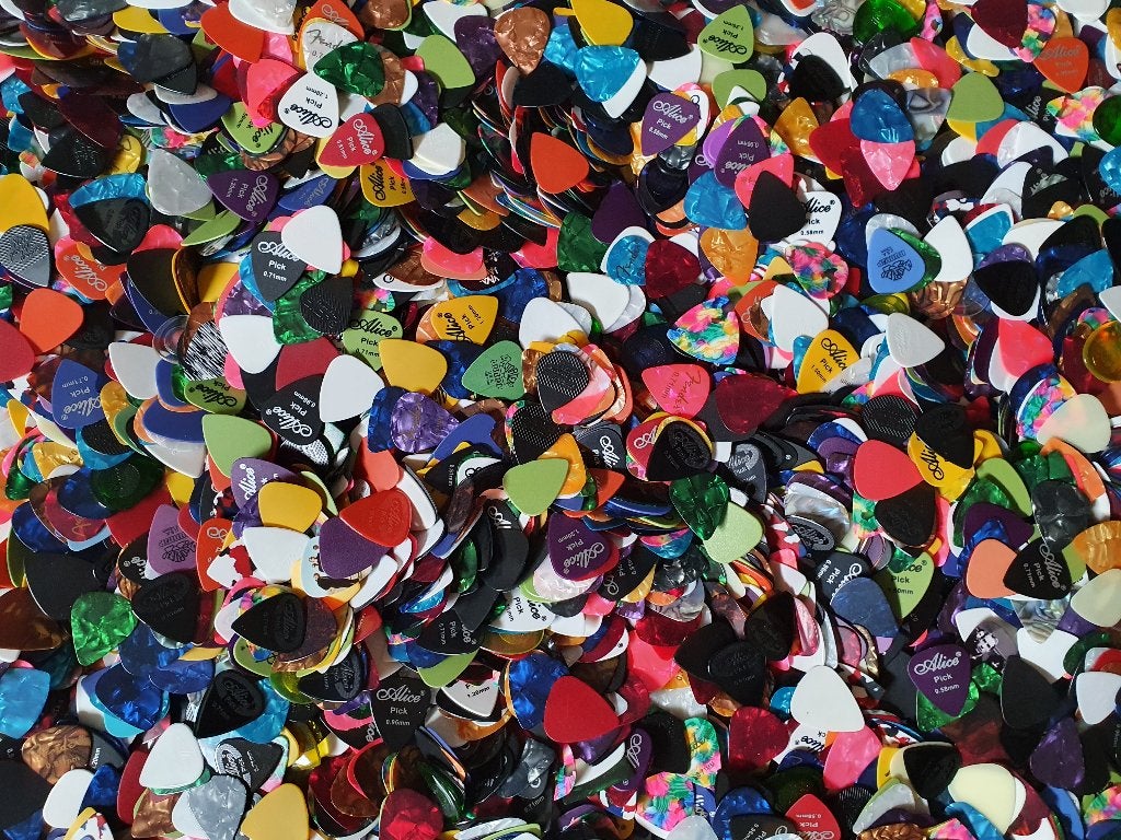 OPRUIMING!!! 100 X KWALITEIT PLECTRUM MIX !! OP = OP!, Muziek en Instrumenten, Snaarinstrumenten | Gitaren | Elektrisch, Ophalen of Verzenden
