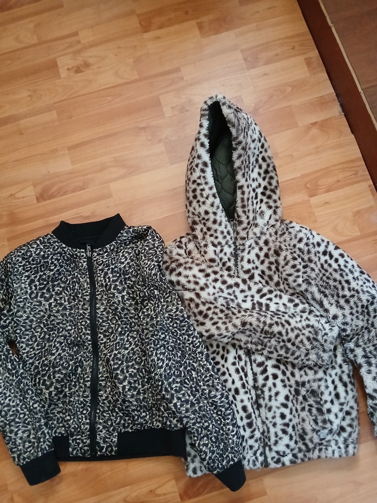 Twee Leopard Print Jassen - Bomber en Teddy, Ophalen of Verzenden, Zo goed als nieuw