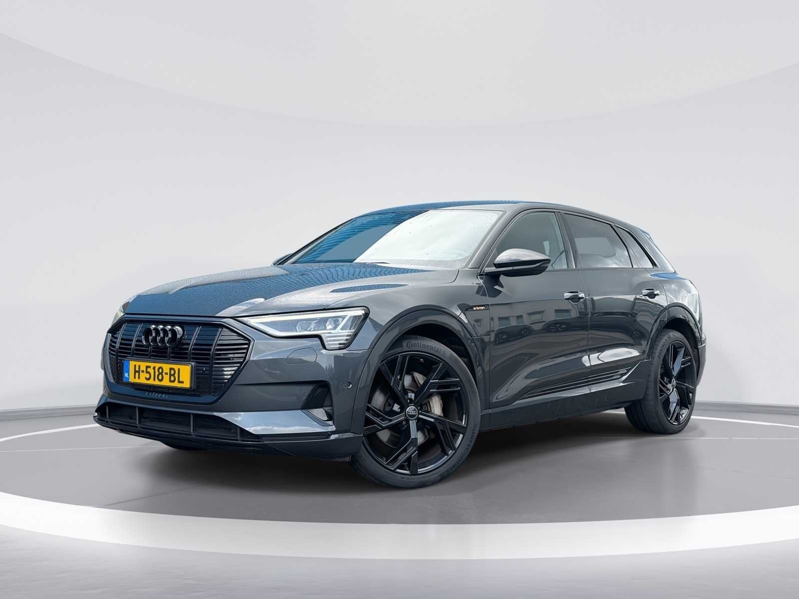 Audi e-tron e-tron 55 quattro advanced 95 kWh | H-518-BL, Auto's, Automaat, 131 €/maand, 360 pk, Origineel Nederlands