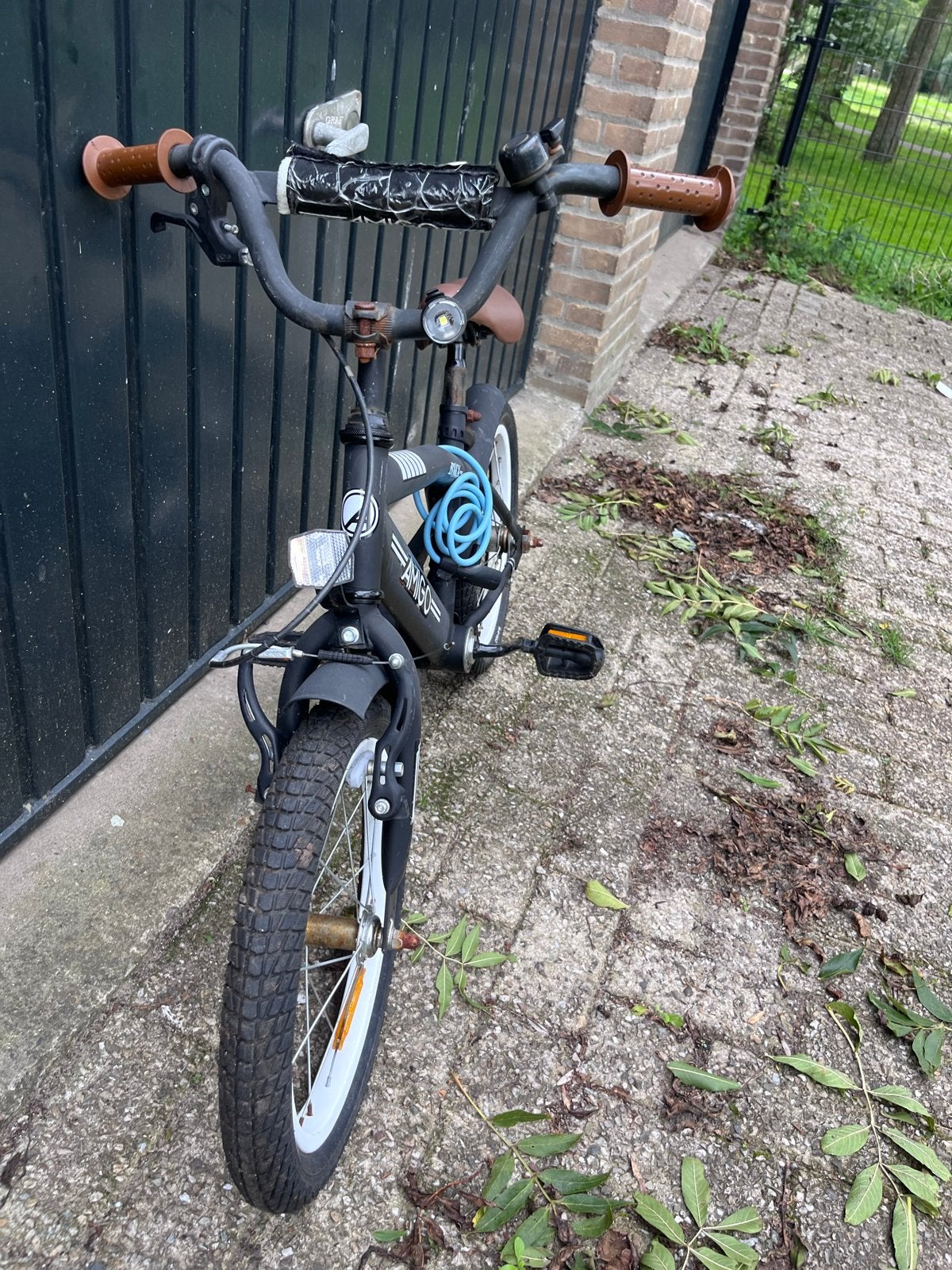 Amigo BMX kinderfiets - 16 inch - Zwart, Ophalen, Gebruikt, Terugtraprem, 16 tot 20 inch
