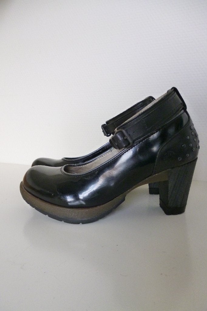 Dr Martens glans pumps maat 41, Pumps, Zwart, Ophalen of Verzenden, Dr. Martens