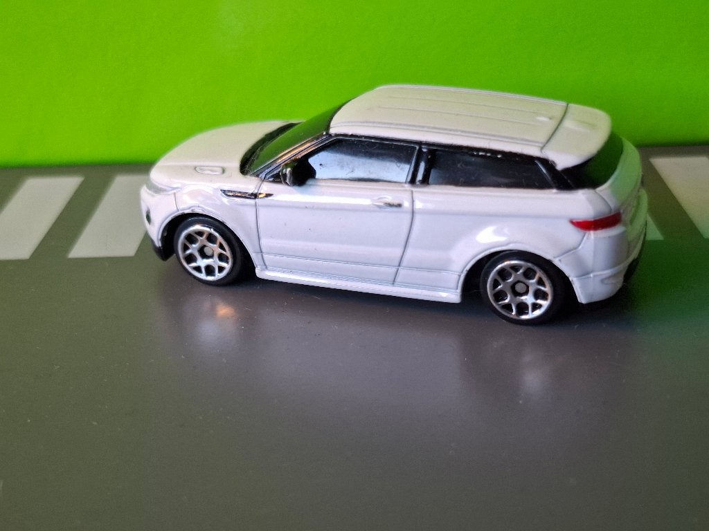 RMZ City - Range Rover Evoque [wit] 1/60, Ophalen of Verzenden, Gebruikt, Auto