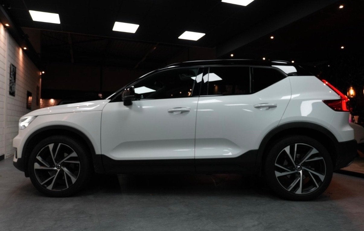 Volvo XC40 T4 190pk AWD Geartronic 2018 Wit, Auto's, Automaat, 1610 kg, Wit, Vierwielaandrijving