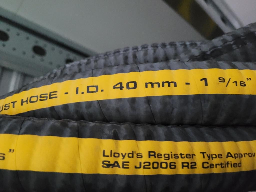 Vetus 40 mm uitlaatslang, Ophalen of Verzenden, Zo goed als nieuw, Motor en Techniek