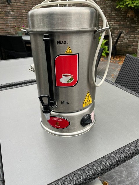 Electrische koffie/thee warmhoud ketel met tap aangeboden, Ophalen, Zo goed als nieuw