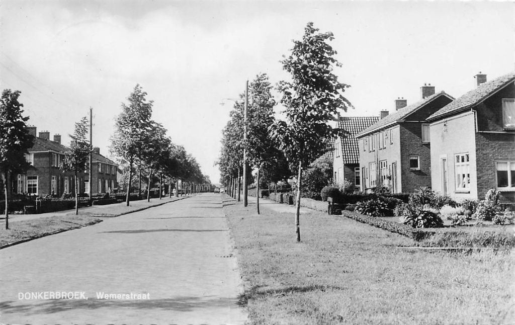 703-030-023 Donkerbroek Wemerstraat, Verzenden, Voor 1920, Friesland