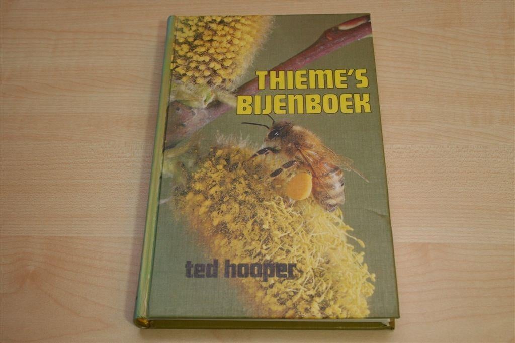 Thieme\'s Bijenboek — Complete Gids voor Imkers [1981], Boeken, Ophalen of Verzenden, Gelezen