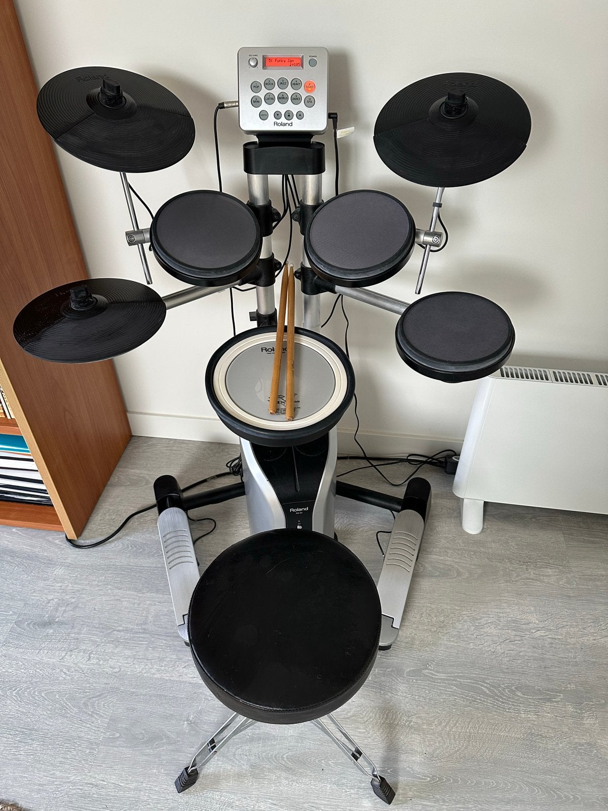 Roland HD-1 drumstel met PM-03 speaker, kruk en stokken, Ophalen, Gebruikt, Roland, Elektronisch