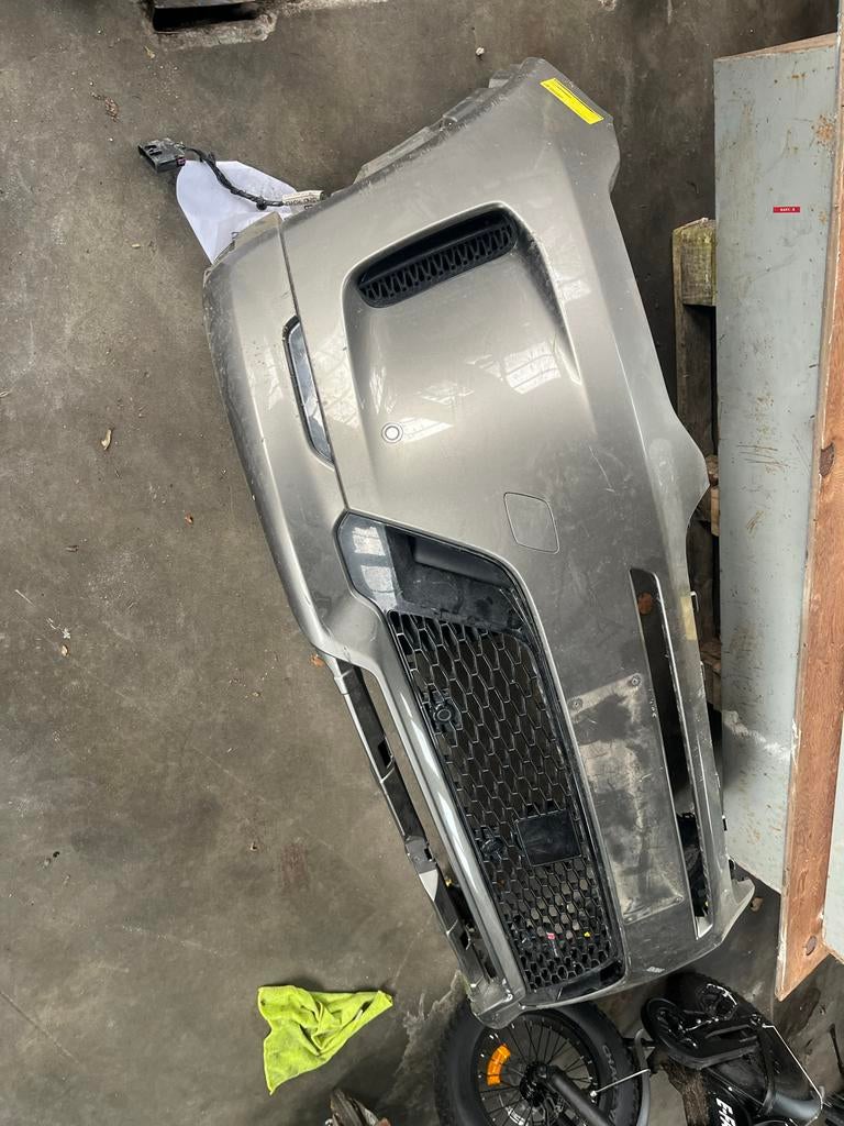 LandRover Discovery Sport voorbumper vanaf 2019, Ophalen, Gebruikt, Land Rover